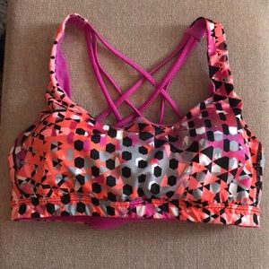 Victoria’s Secret Sports Bra Large